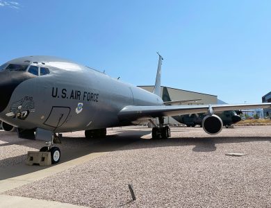 أين-اختفت-طائرة-الوقود-الأمريكية؟.-إشارة-استغاثة-غامضة-لطائرة-kc-135-فوق-الخليج-وسط-تعتيم-أمريكي